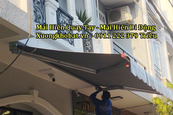 Mái hiên di động quay tay